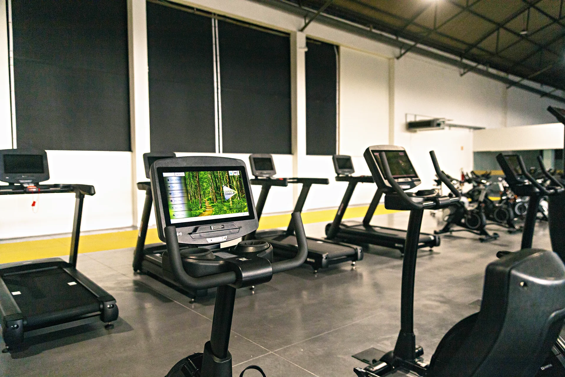 Zona de cardio do Arena Club